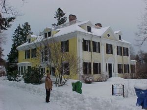 Glidden-house-outside3